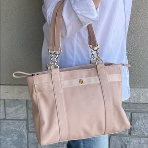 Blush coloured handbag. Tommy Hillfiger. Faux leather. Excellent cons. Like new